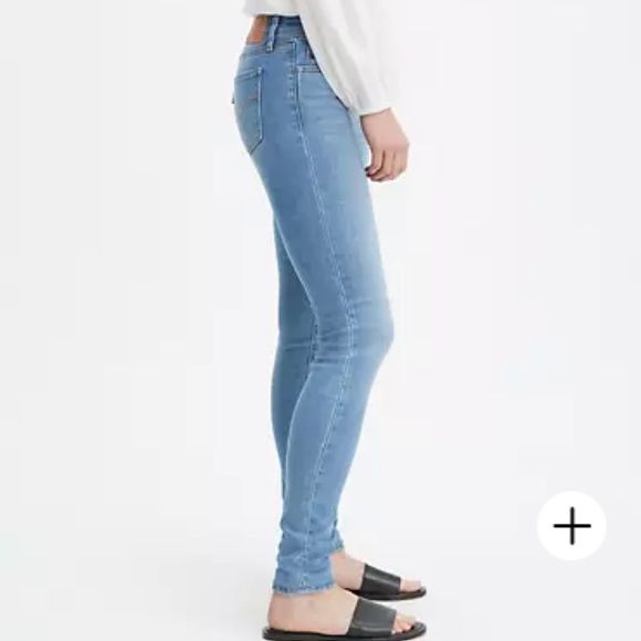 Levi’s 711 Light wash skinny jeans size 28 - Picture 3 of 7